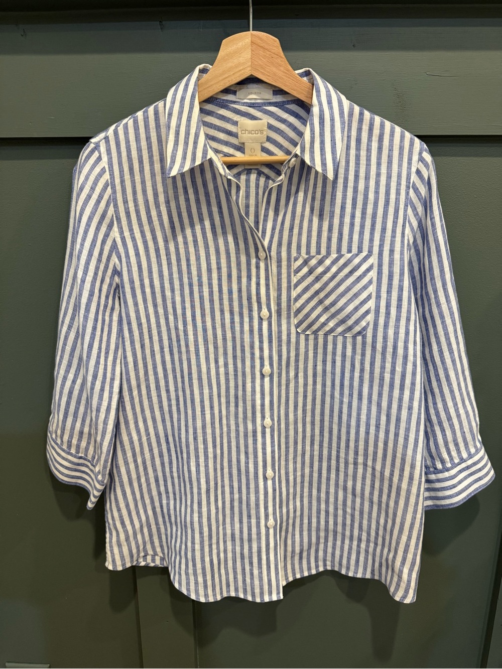 100% Linen Chico's Blue and White Striped Button-Down